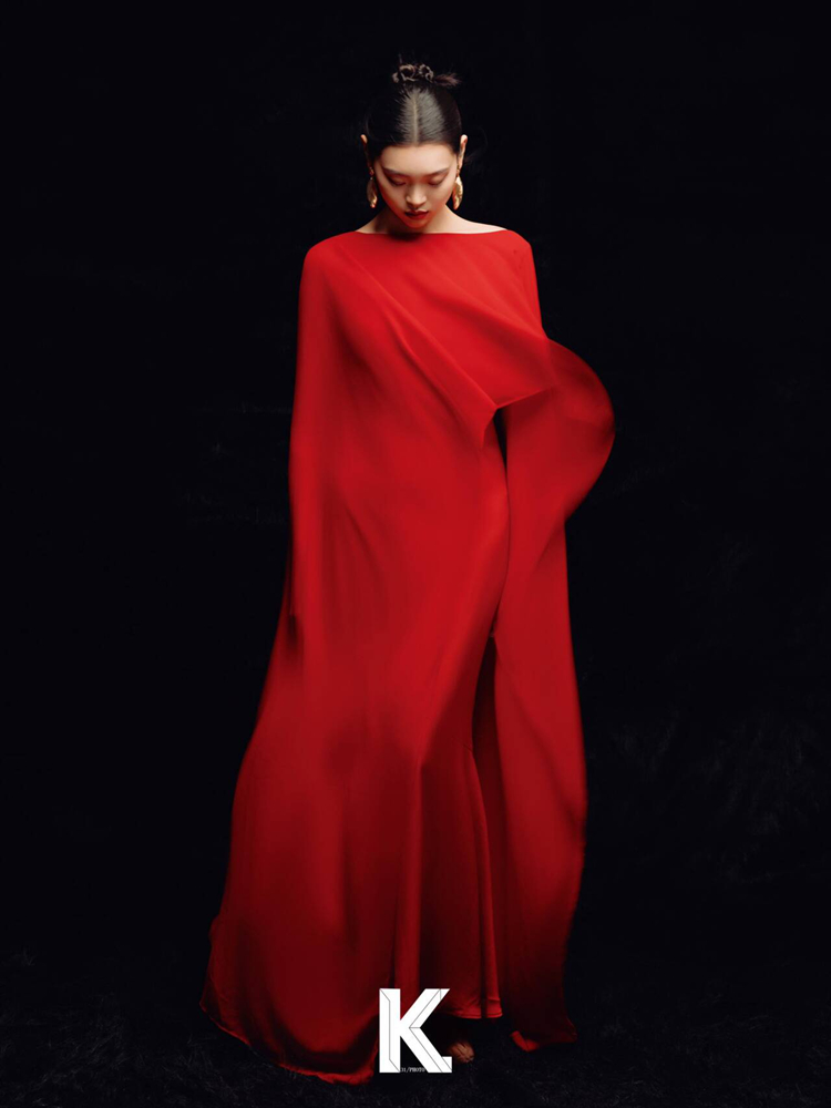 Ethnic Fashion Studio - 2026 Neue Mode Hochwertiges Rotes Emotion
