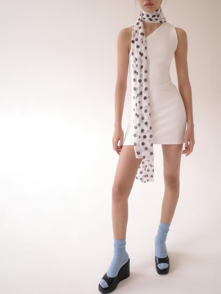 Sommer-Neuheit: Gepunktetes Kl – Ethnic Gown Bewertung und Preis