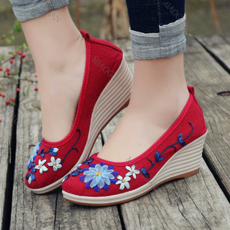 Bestickte Damen-Komfort-Keilab – Ethnic Fashion Bewertung und Preis
