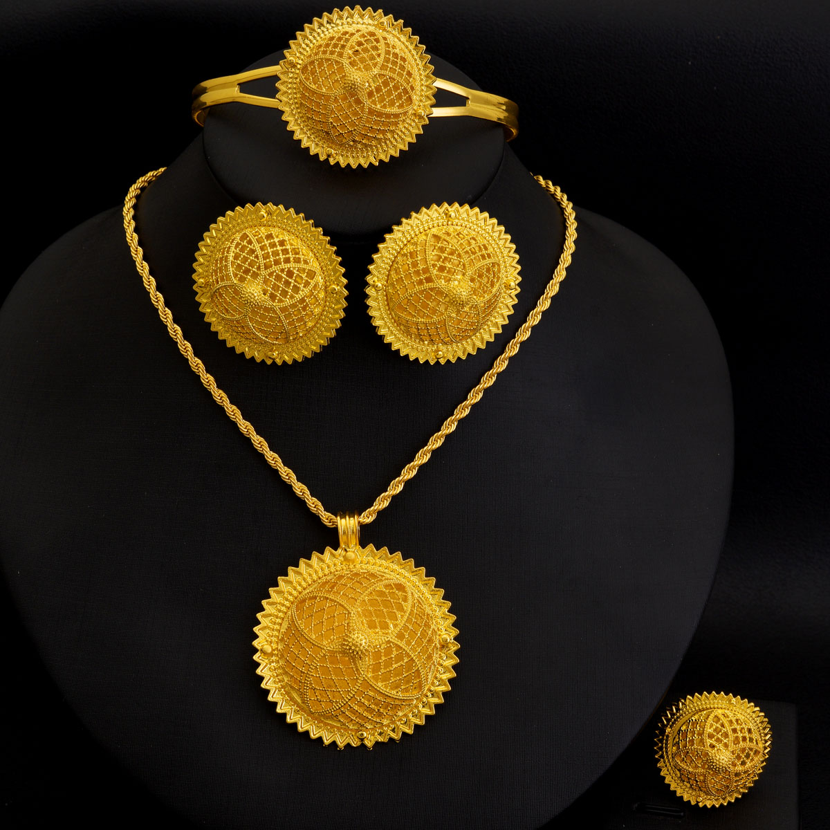 Afrika Dubai Goldene Farbe Sch – Ethnic Fashion Dubai Bewertung und Preis