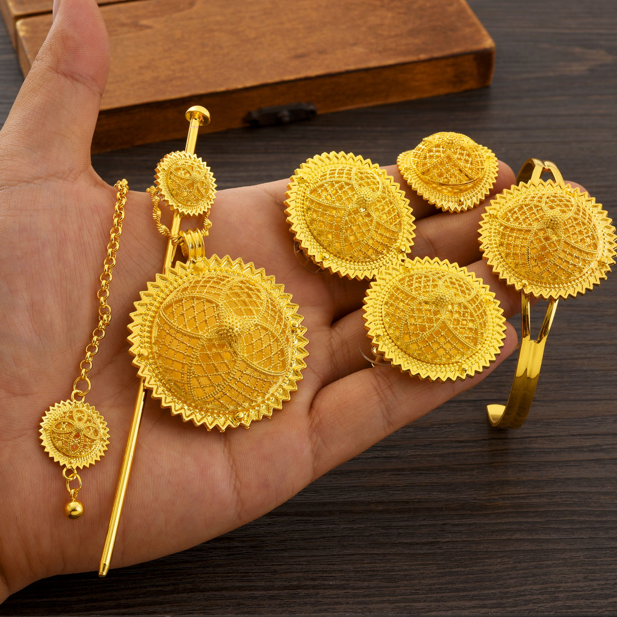Afrika Dubai Goldene Farbe Sch – Ethnic Fashion Dubai Bewertung und Preis